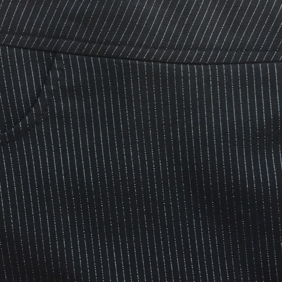 Suzy Shier - Pencil Skirt - Black/Metallic Stripe - Picture 2 of 5